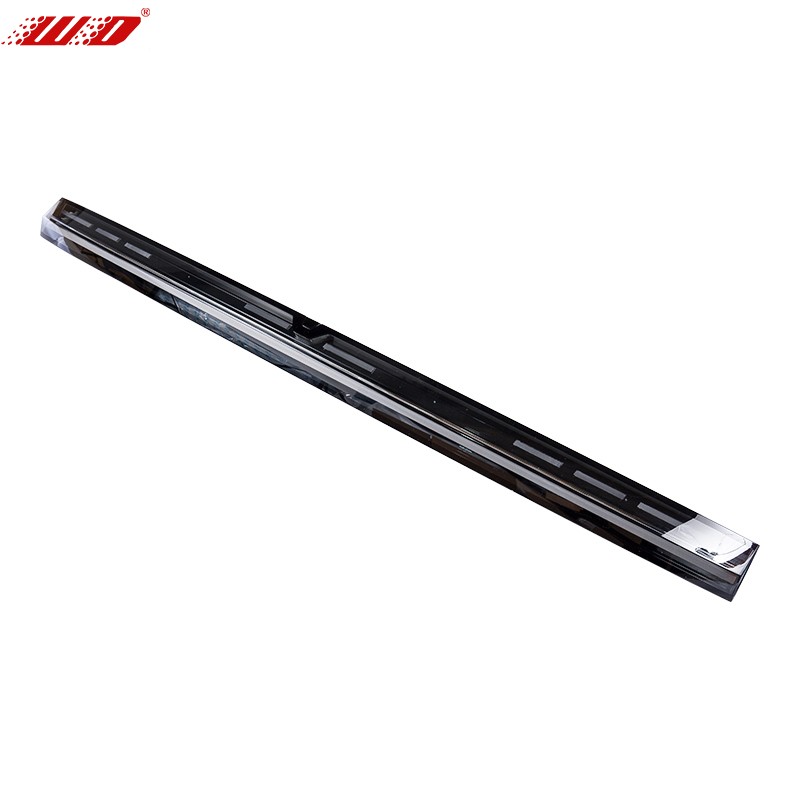 X03-41330013 – Hochwertiges mittleres Rücklicht